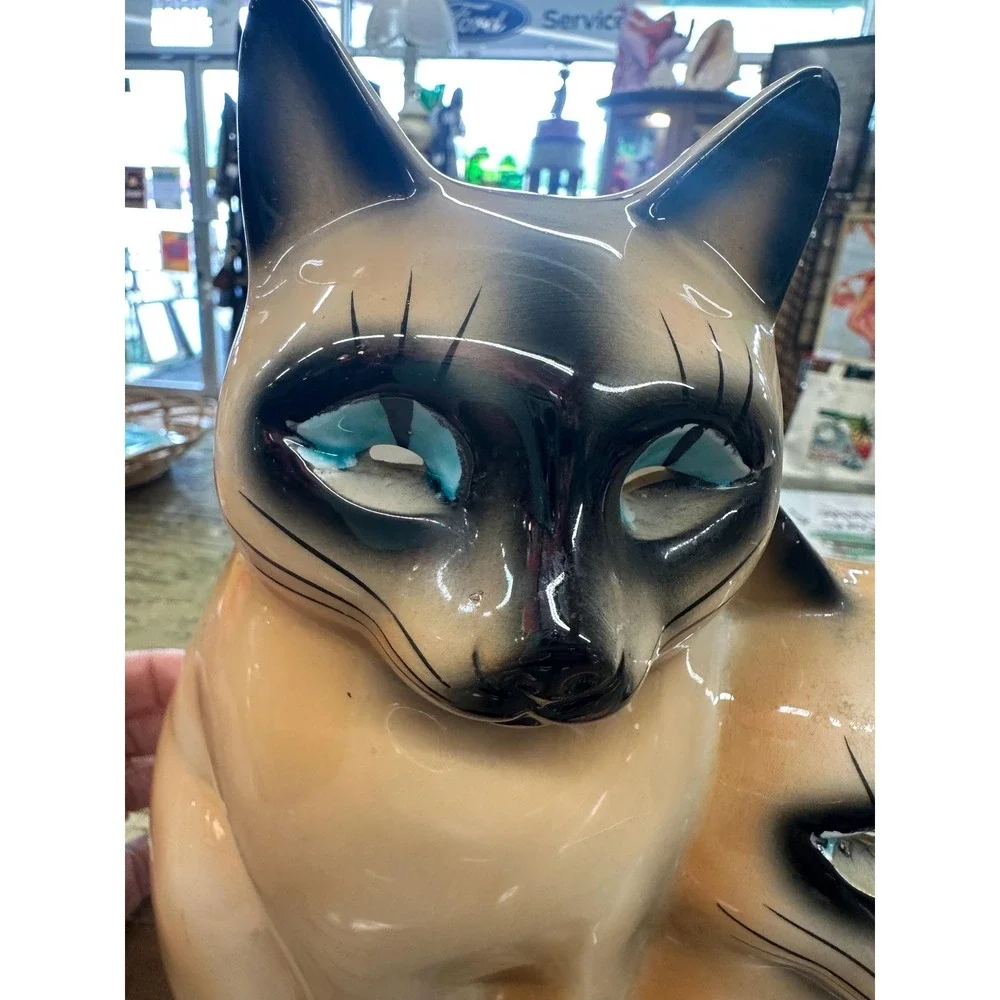 Vintage Rare Wales Siamese Cat TV Lamp